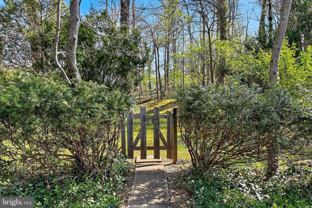 6451 QUEEN ANNE TER, Falls Church, VA 22044