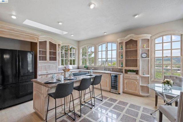 112 Sunset Ter, Scotts Valley, CA 95066