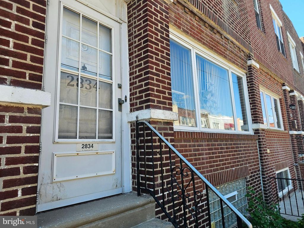 2834 S ISEMINGER ST, PHILADELPHIA, PA 19148 — photo 2