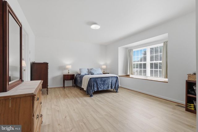 23 TEAKWOOD CT, Harpers Ferry, WV 25425