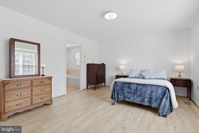 23 TEAKWOOD CT, Harpers Ferry, WV 25425