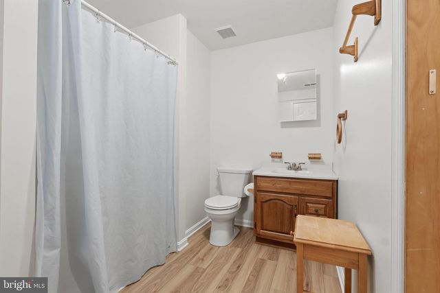 23 TEAKWOOD CT, Harpers Ferry, WV 25425