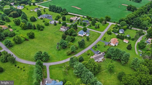 23 TEAKWOOD CT, Harpers Ferry, WV 25425