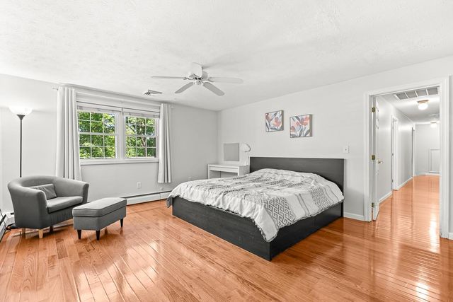 10 Oakdale Avenue, Nashua, NH 03062
