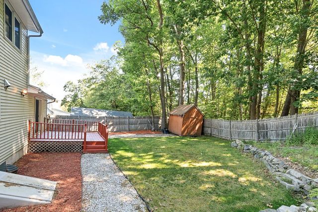 10 Oakdale Avenue, Nashua, NH 03062