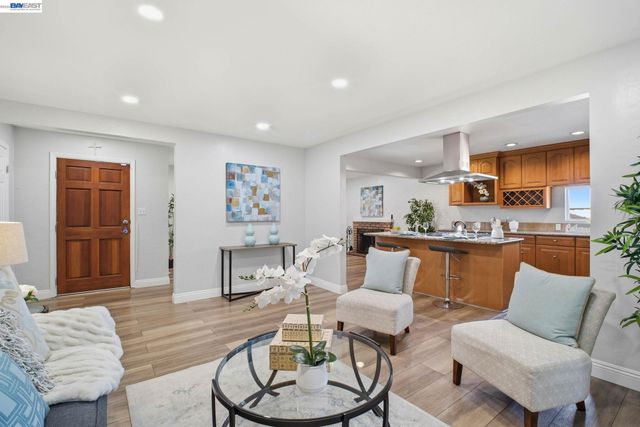 2473 Balmoral St., Union City, CA 94587