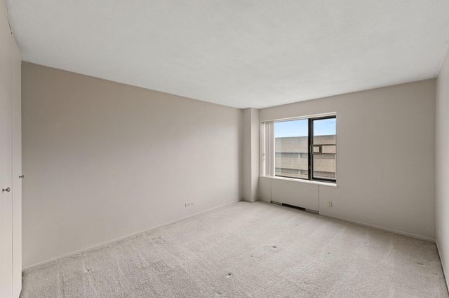19 S 1st Street B904, Minneapolis, MN 55401