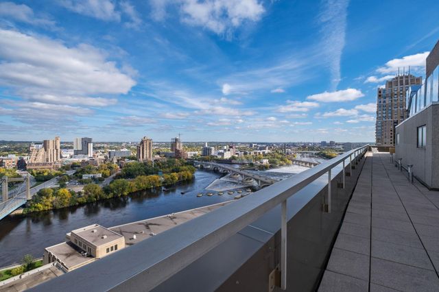 19 S 1st Street B904, Minneapolis, MN 55401