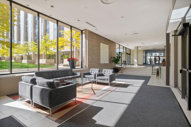 19 S 1st Street B904, Minneapolis, MN 55401