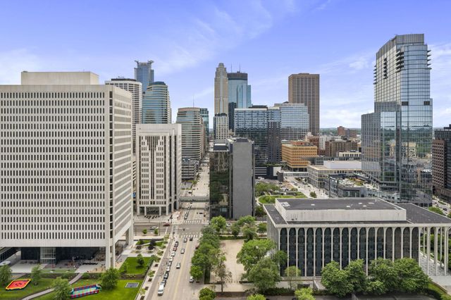 19 S 1st Street B904, Minneapolis, MN 55401