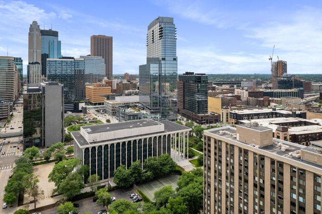 19 S 1st Street B904, Minneapolis, MN 55401