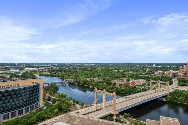 19 S 1st Street B904, Minneapolis, MN 55401
