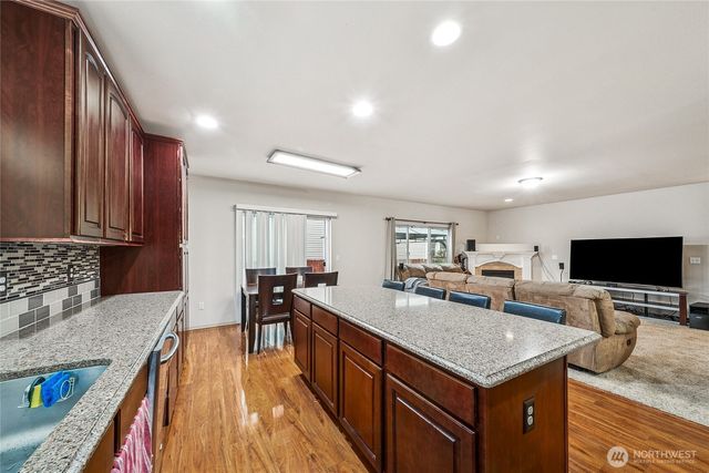 15313 87th Avenue E, Puyallup, WA 98375