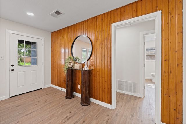 5749 Aton Avenue, Westworth Village, TX 76114