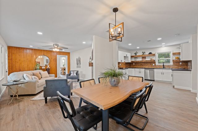 5749 Aton Avenue, Westworth Village, TX 76114