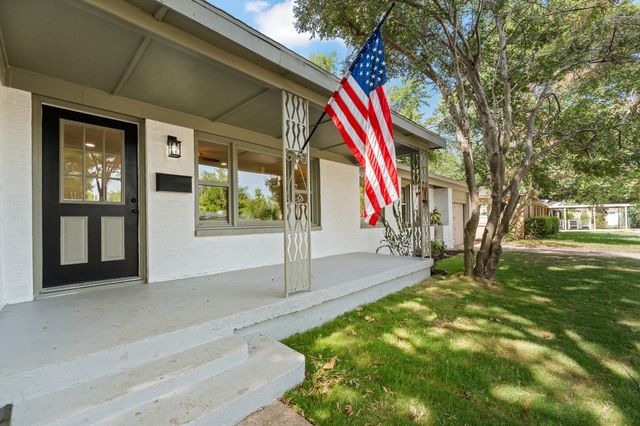 5749 Aton Avenue, Westworth Village, TX 76114