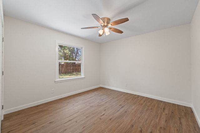 5749 Aton Avenue, Westworth Village, TX 76114