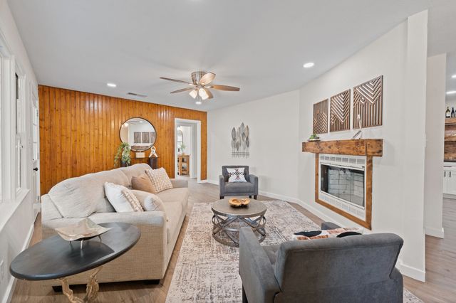 5749 Aton Avenue, Westworth Village, TX 76114