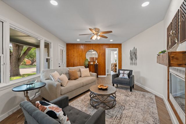 5749 Aton Avenue, Westworth Village, TX 76114