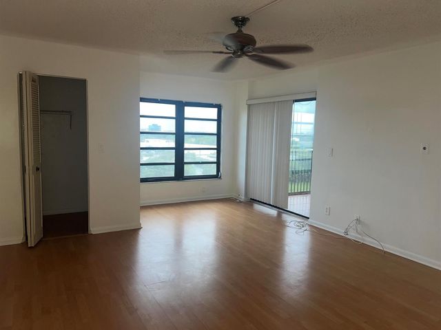 2202 S CYPRESS BEND Drive 801, Pompano Beach, FL 33069