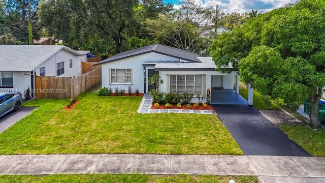 2714 NW 13th ST, Fort Lauderdale, FL 33311