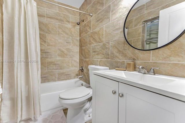 2714 NW 13th ST, Fort Lauderdale, FL 33311