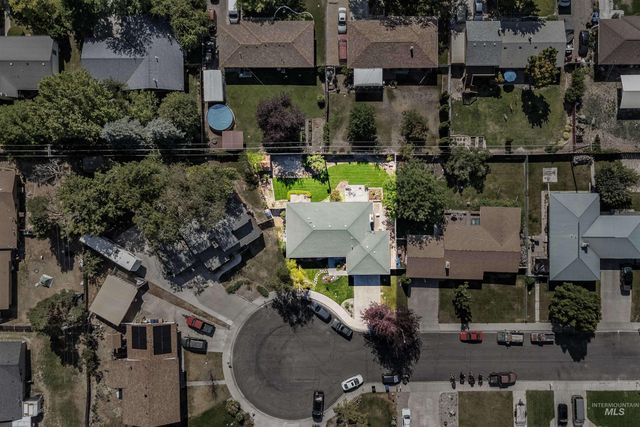 847 Rosewood Dr., Twin Falls, ID 83301
