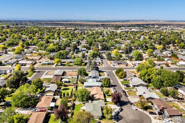847 Rosewood Dr., Twin Falls, ID 83301