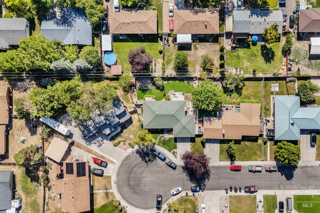 847 Rosewood Dr., Twin Falls, ID 83301