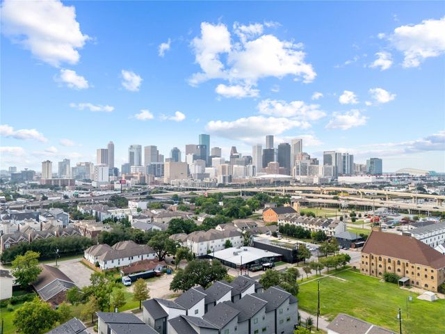 2404 Hadley Street C, Houston, TX 77003