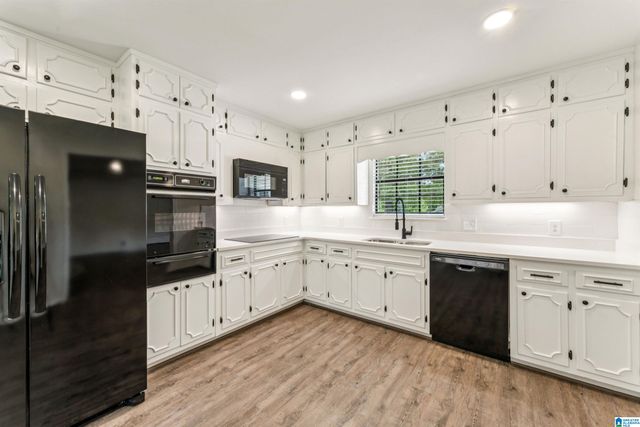 5549 ROCKWOOD DRIVE, Sylvan Springs, AL 35118