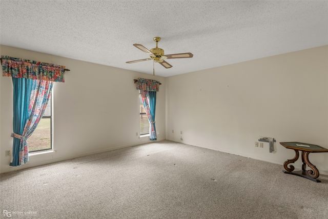 2424 Somersworth Drive, Shreveport, LA 71118