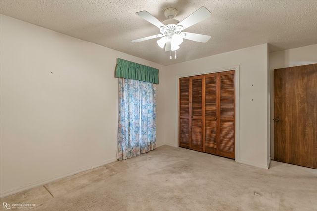 2424 Somersworth Drive, Shreveport, LA 71118