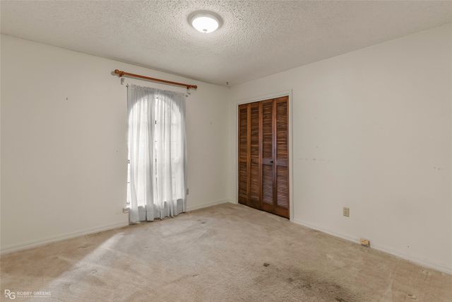 2424 Somersworth Drive, Shreveport, LA 71118