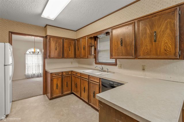 2424 Somersworth Drive, Shreveport, LA 71118