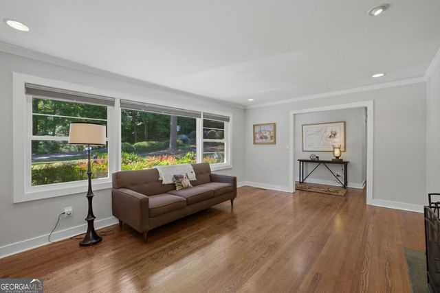 1322 Brook Forest Drive NE, Atlanta, GA 30324