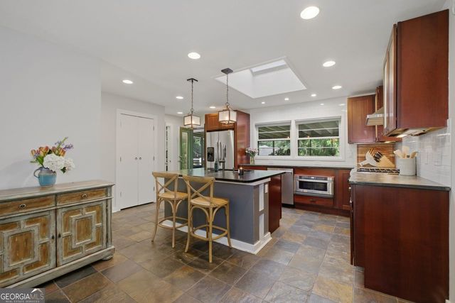 1322 Brook Forest Drive NE, Atlanta, GA 30324