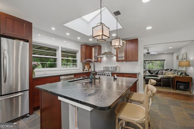1322 Brook Forest Drive NE, Atlanta, GA 30324