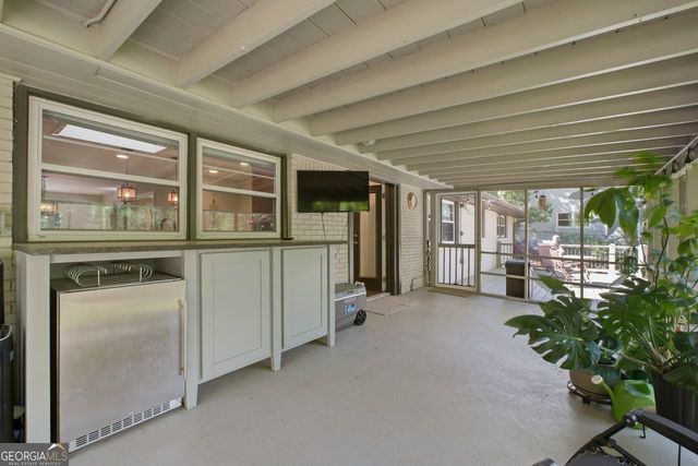 1322 Brook Forest Drive NE, Atlanta, GA 30324