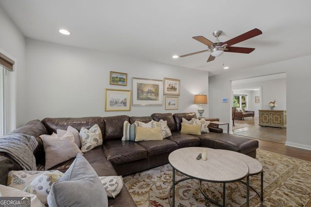 1322 Brook Forest Drive NE, Atlanta, GA 30324