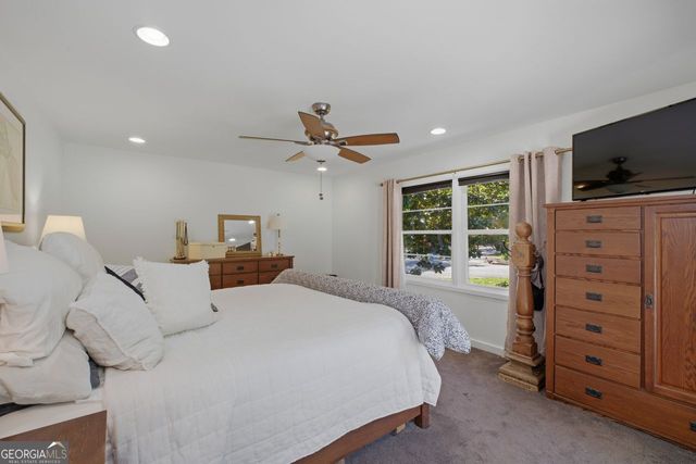 1322 Brook Forest Drive NE, Atlanta, GA 30324