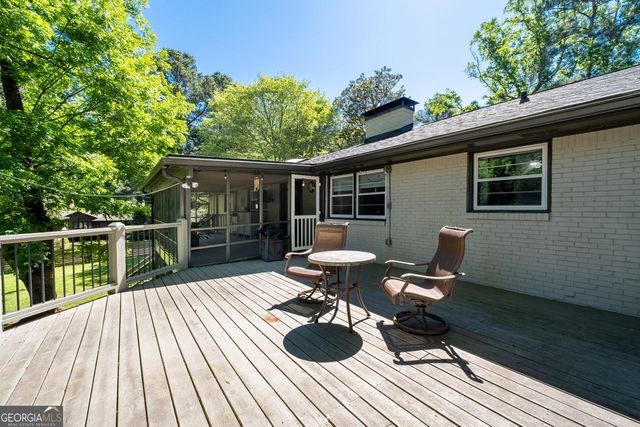 1322 Brook Forest Drive NE, Atlanta, GA 30324