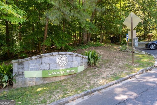 1322 Brook Forest Drive NE, Atlanta, GA 30324