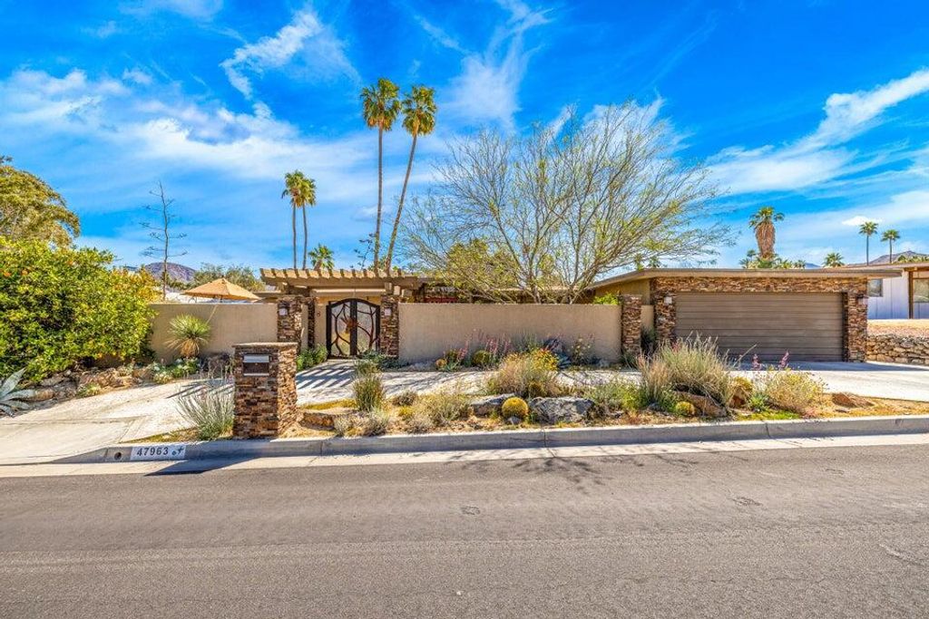 Image 2 of property listing at 47963 Sun Corral Trail, Palm Desert, CA 92260