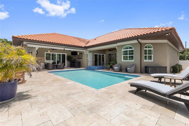 2101 W BEARSS AVENUE, Tampa, FL 33618