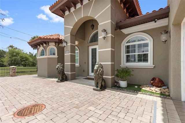 2101 W BEARSS AVENUE, Tampa, FL 33618