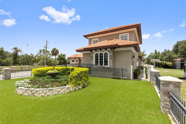 2101 W BEARSS AVENUE, Tampa, FL 33618