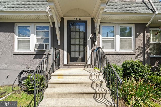 104 SCHOOL LN, Trenton, NJ 08618