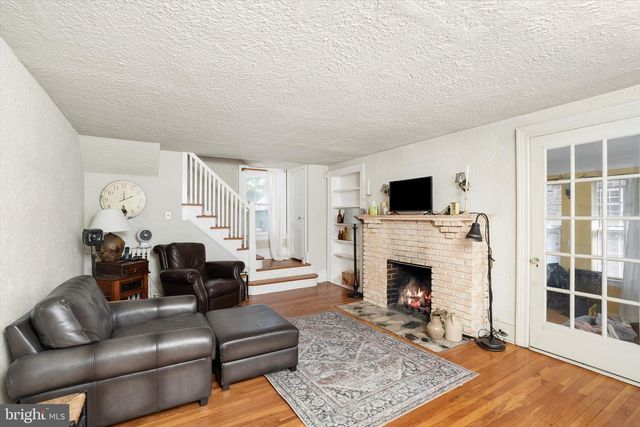 104 SCHOOL LN, Trenton, NJ 08618