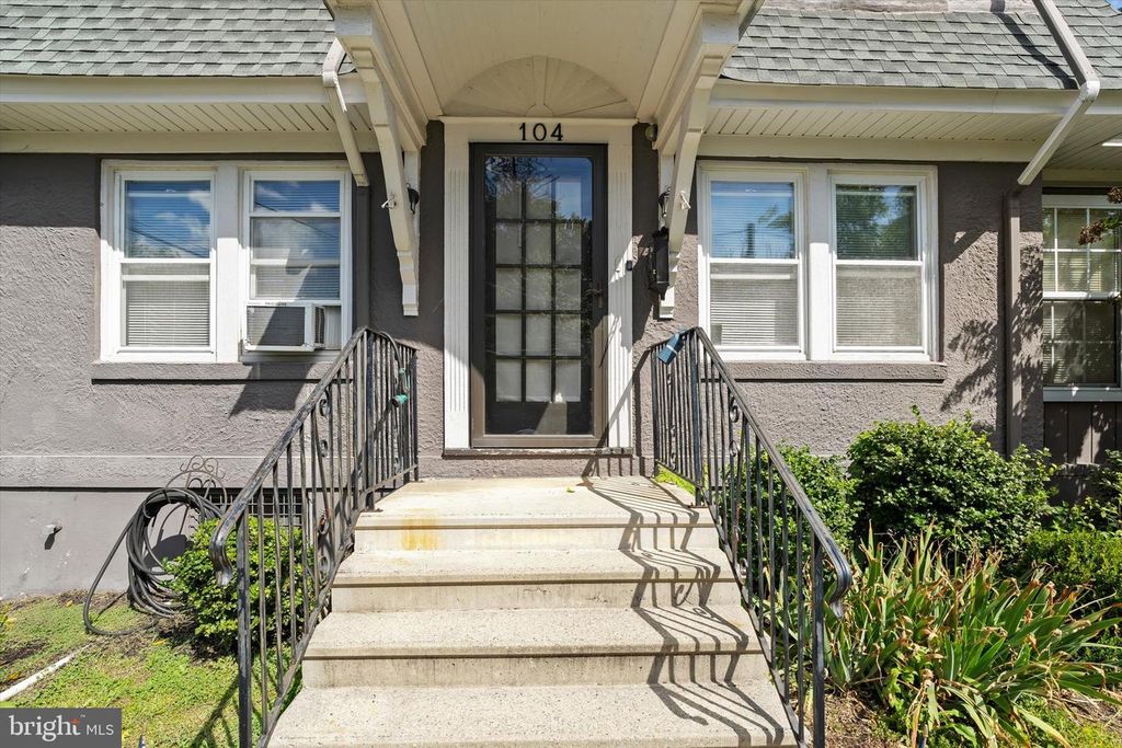 104 SCHOOL LN, TRENTON, NJ 08618 — photo 3